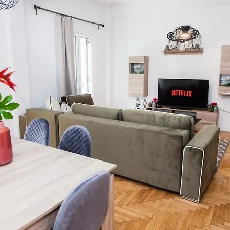 Sophisticated Apt In Charming Kifisia *